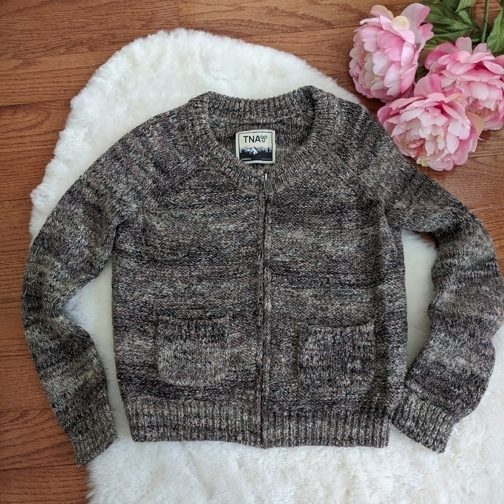 𝅺aritzia TNA knit cardigan sweater xxsmall
